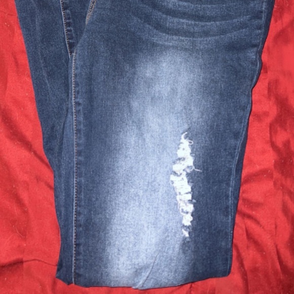 High Rise jeans - Picture 2 of 3